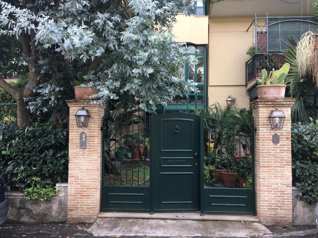 Terrazza Pavone Apartment Aci Castello Ngoại thất bức ảnh