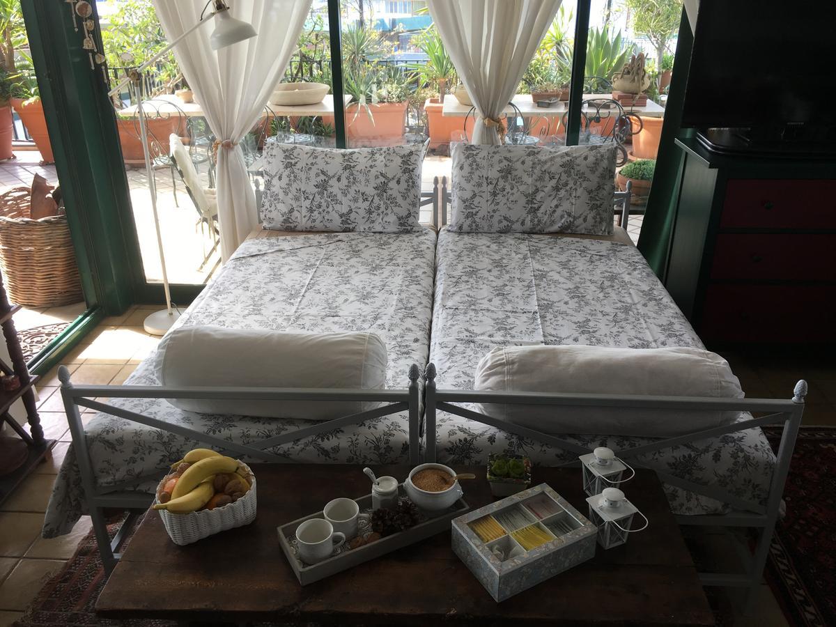 Terrazza Pavone Apartment Aci Castello Ngoại thất bức ảnh